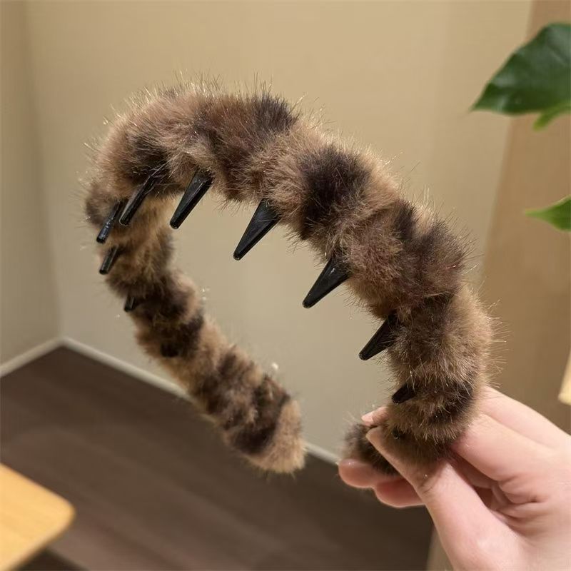 6 Pc - Korean Style Retro Leopard Print Toothed Plush All-Match Headband (Mix Color) (Unit Price - 22)