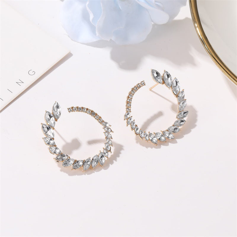 6 Pc - Dimanond Snake Earrings (Unit Price 48)