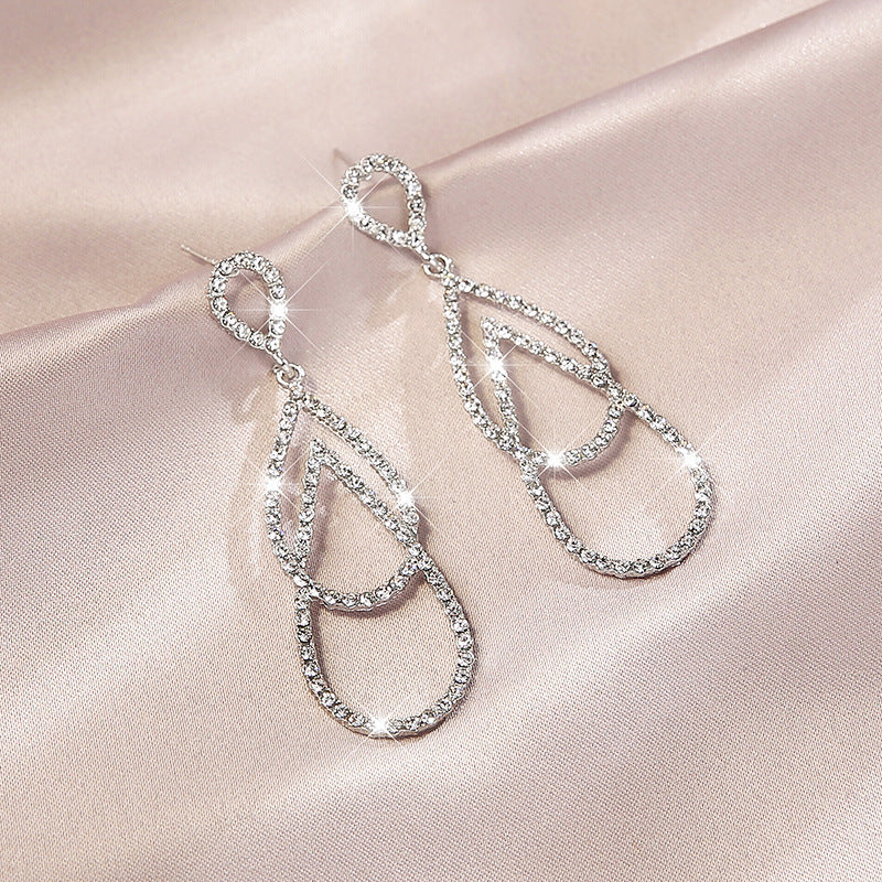 6 Set - Long exaggerated earrings - Silver (Unit price 37)