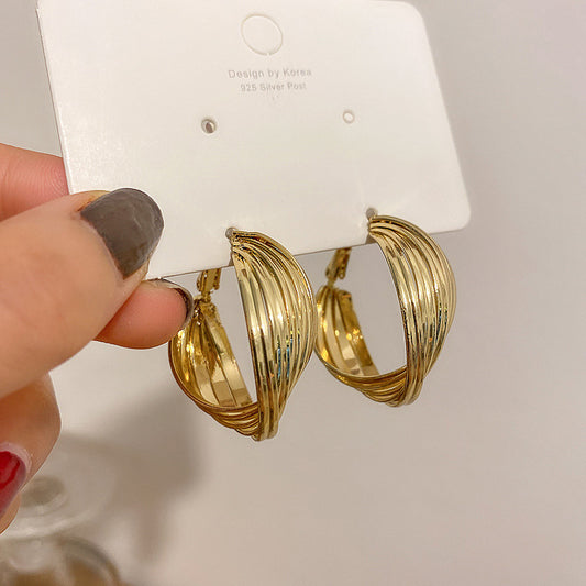 6 Set - Twisted earrings - Golden (Unit price 30)