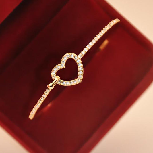 6 Pc - Full of diamonds hollow love bracelet - Golden (Unit Price - 31)