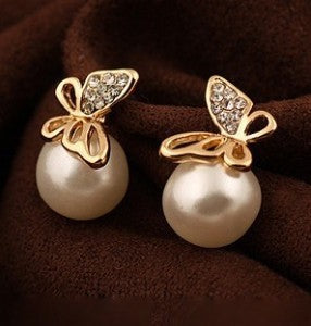 6 Pc - Butterfly pearl earring (Unit Price - 21)