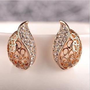 6 Pc - Half diamond leaf bud shape earrings -Golden (Unit Price - 20)