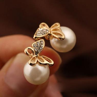 6 Pc - Butterfly pearl earring (Unit Price - 21)