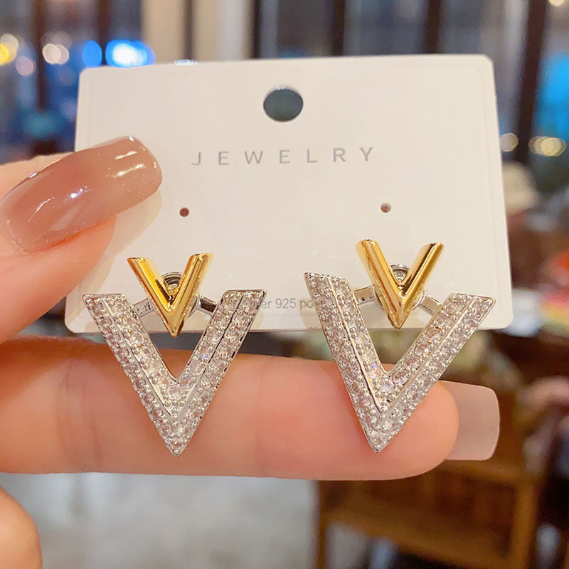 6 Set - English double V earrings (Mix color) (Unit price 35)