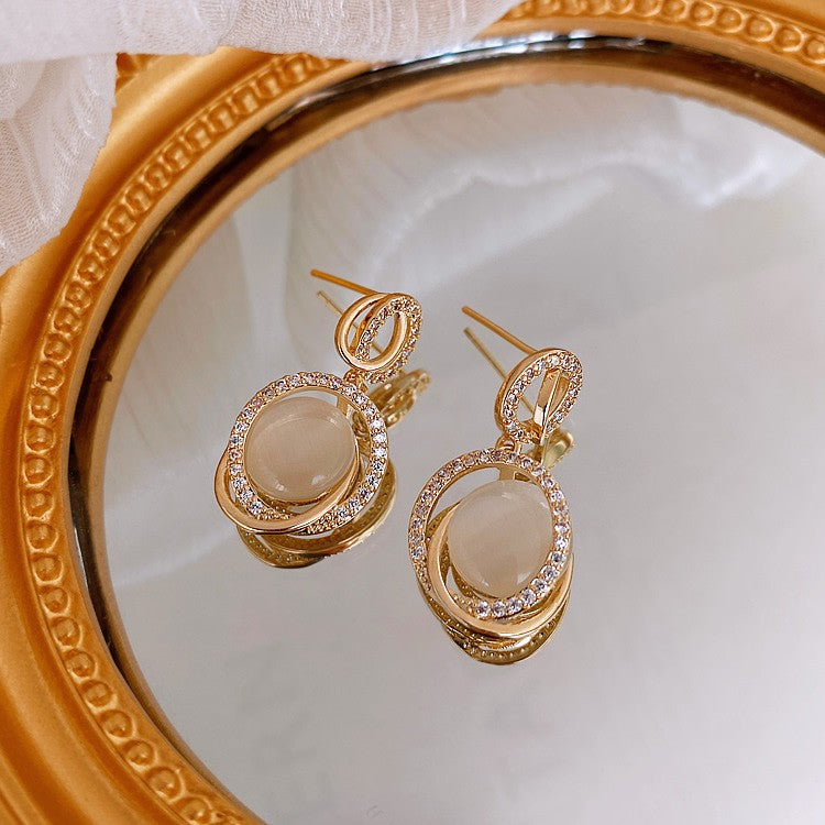 6 Set - Three-dimensional cat's eye earrings (Unit price 31)
