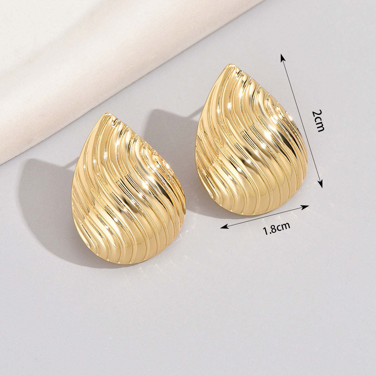 6 Pc - Striped water drop earrings - Golden (Unit Price - 35)