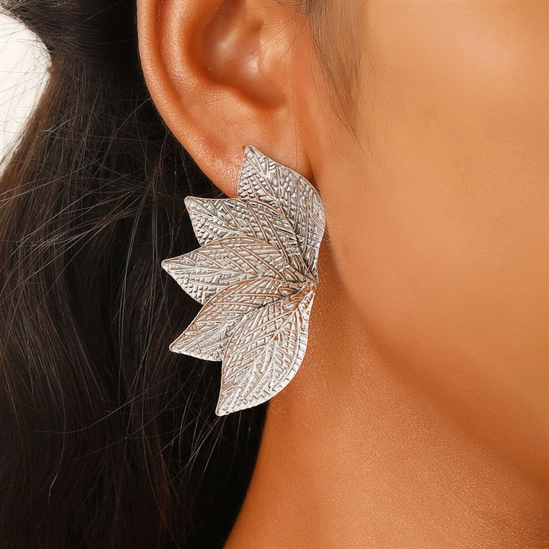 6 Pairs - Stylish and Unique 3D Leaf and Flower Earrings - Silver (1 Pair Price - 34)