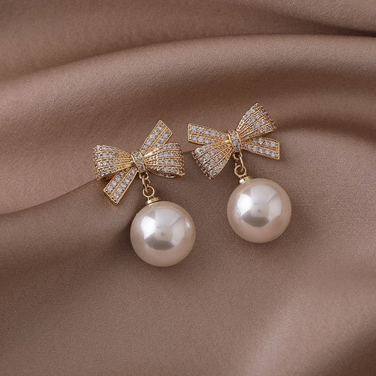 6 Pc - Bow round bead diamond earrings Christmas women's fashion earrings - White colour (Unit Price - 36)