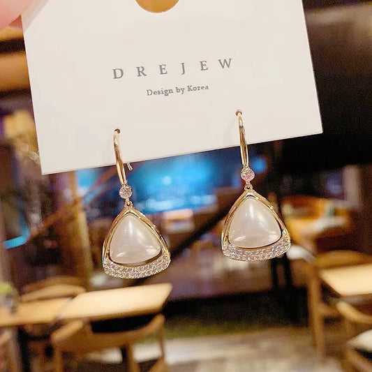 6 Set - Super fairy pearl earring (Unit price 37)