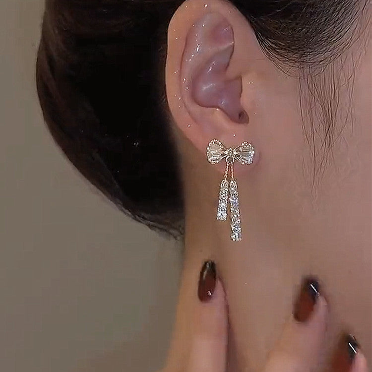 6 Set - Bowknot earrings (1 Set price - 40)