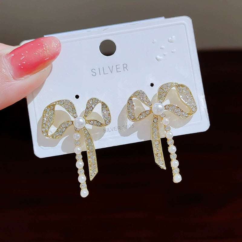 6 Set - Diamond bow pearl earrings (1 Set price - 40)