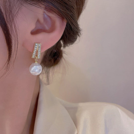 6 Set - Pearl pendant earrings (1 Set price - 22)