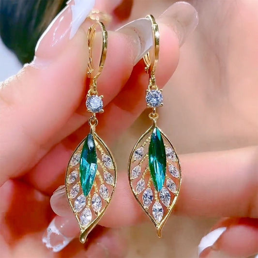 6 Set - Long rhinestone leaf earrings (Unit price 30)