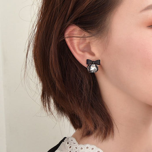 6 Set - New Korean black bow crystal earrings (1 Set price - 24)