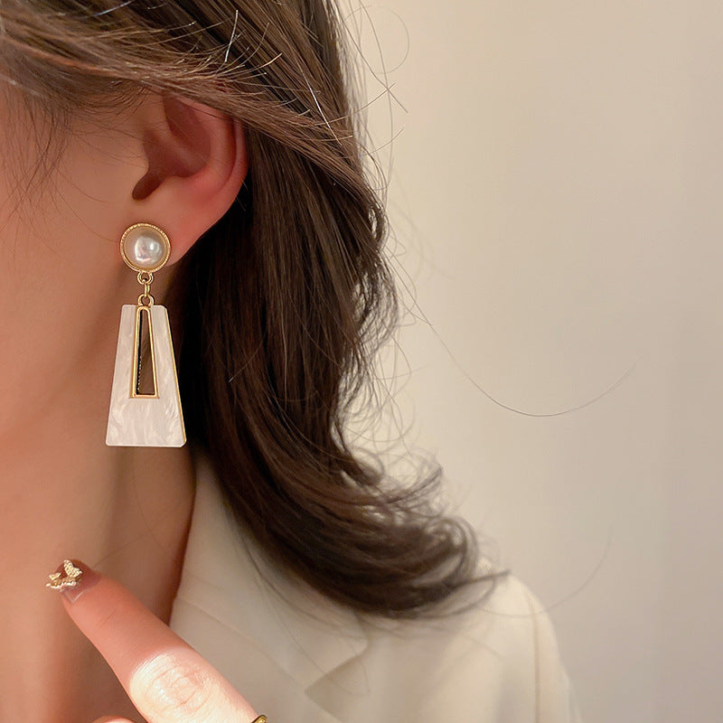 6 Set - Trapezoidal design earrings (Mix color) (Unit price 35)