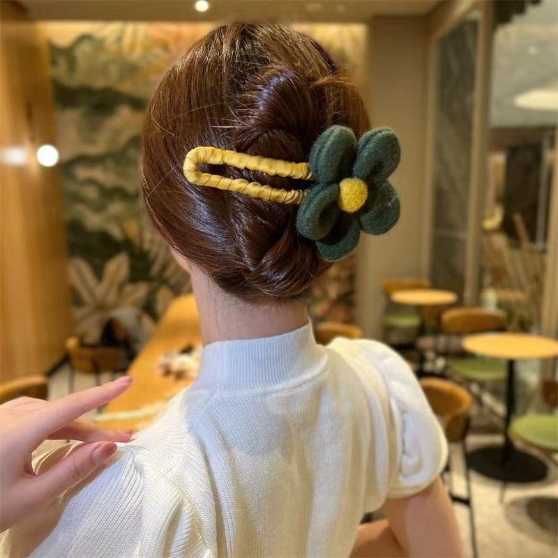 6 Pc - Winter Plush Flower Hairpin - Mix Color (1 Pc Price - 37)