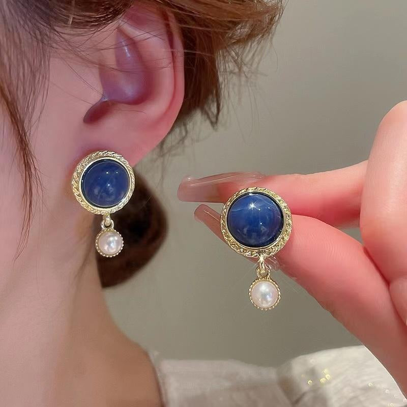 6 Set - New French retro blue circle earrings (Unit price 33)