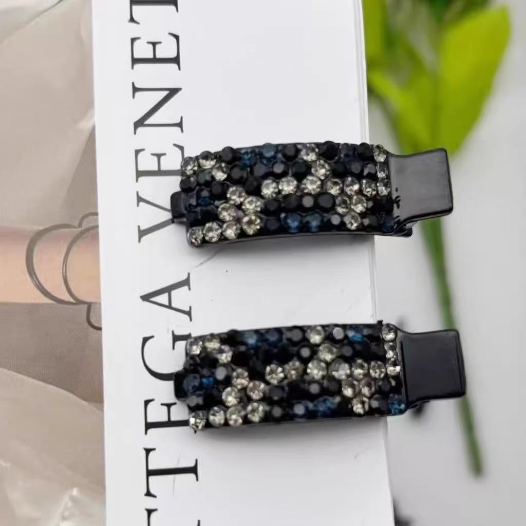 10 Pc - Korean Flash Diamond Hairpin Bangs Clip (Mix Color OPP packing) (1 Pc Price - 6)