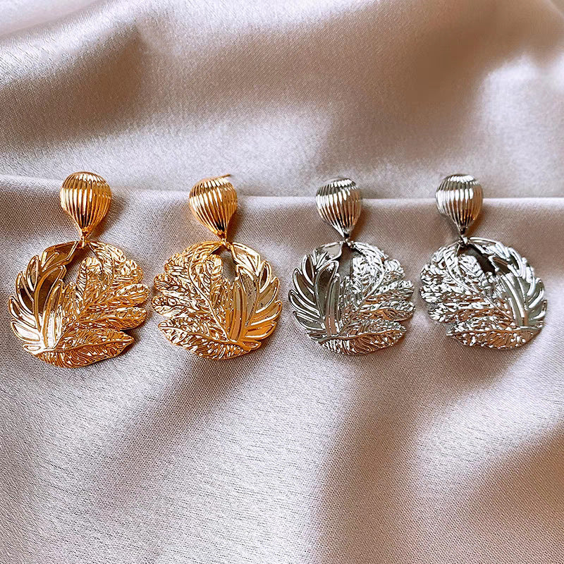 6 Pairs - Patterned Leaf Earrings - Golden (1 Pair Price - 32)