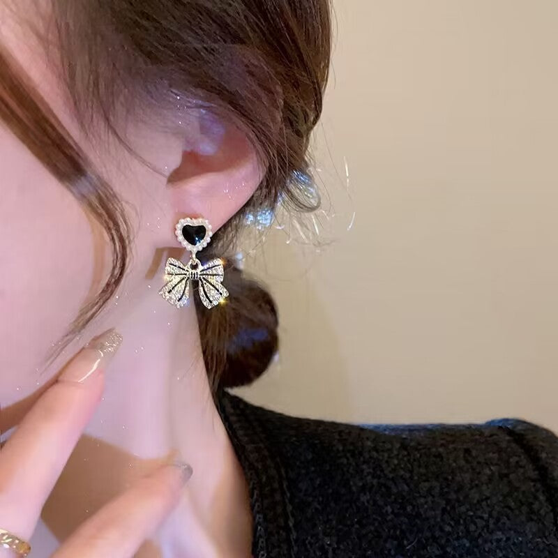 6 Pairs - Love Pearl Bow Earrings (1 Pair Price - 31)