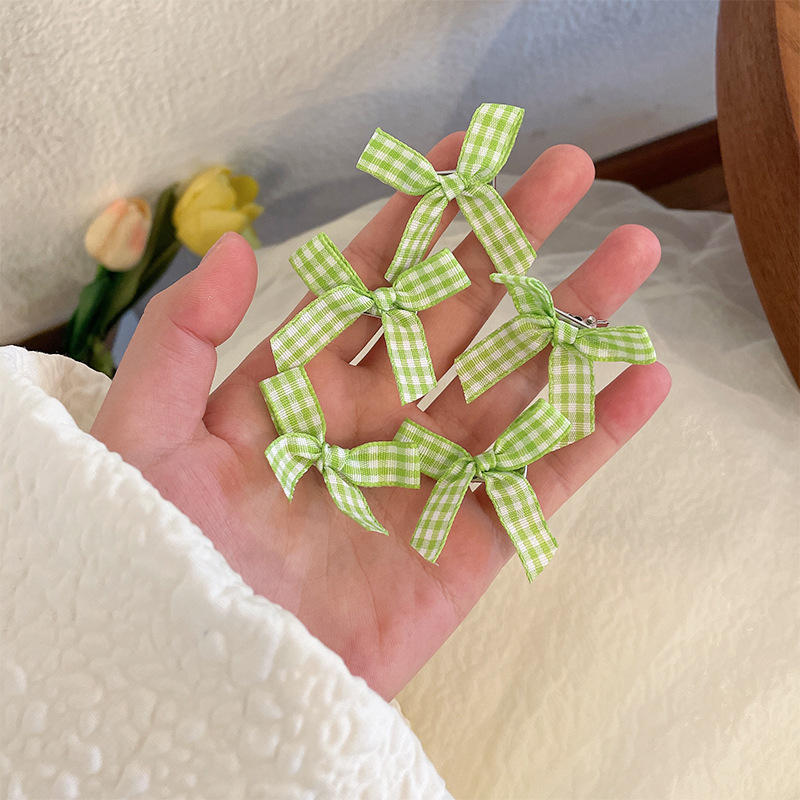 Korean style small duckbill clip - Green (10 Pc Set Card packing)