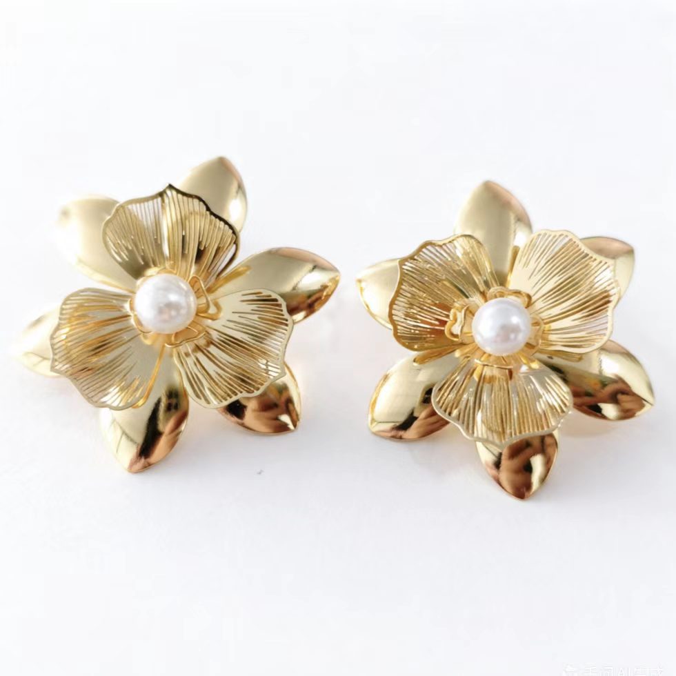 6 Pairs - Large metal golden floral earrings (1 Pair Price - 46)