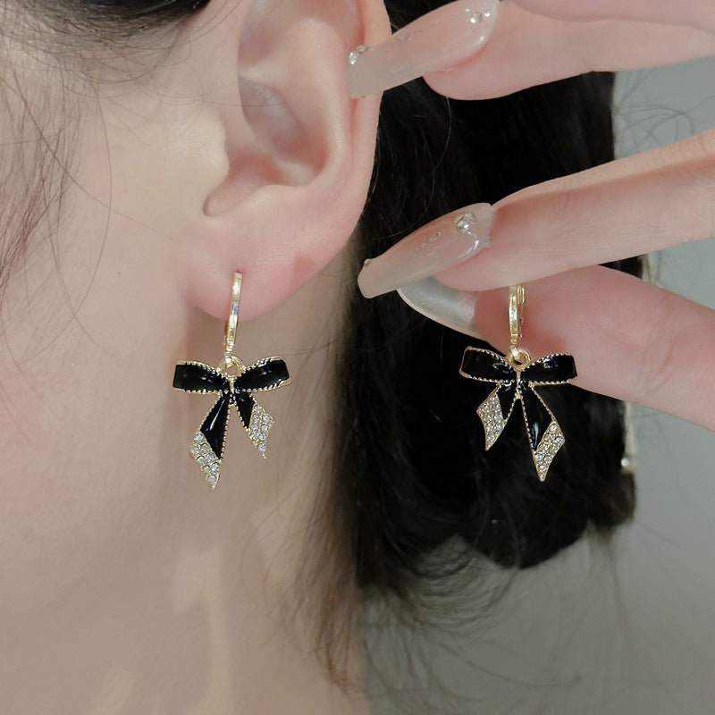 6 Set - Korean black bow earrings (Unit price 33)