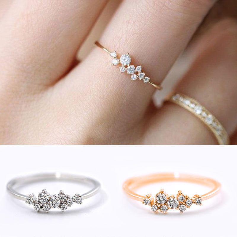 6 Pc - Popular simple diamond 9 rhinestone ring - Golden (Unit Price - 21)