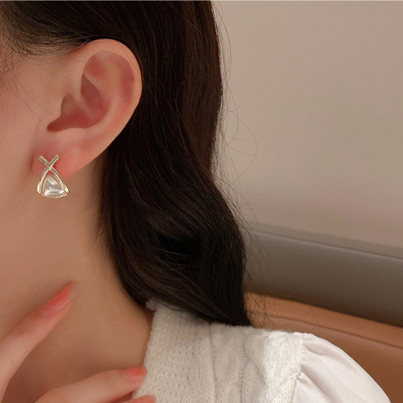 6 Set - Cross love earrings (Unit price 18)