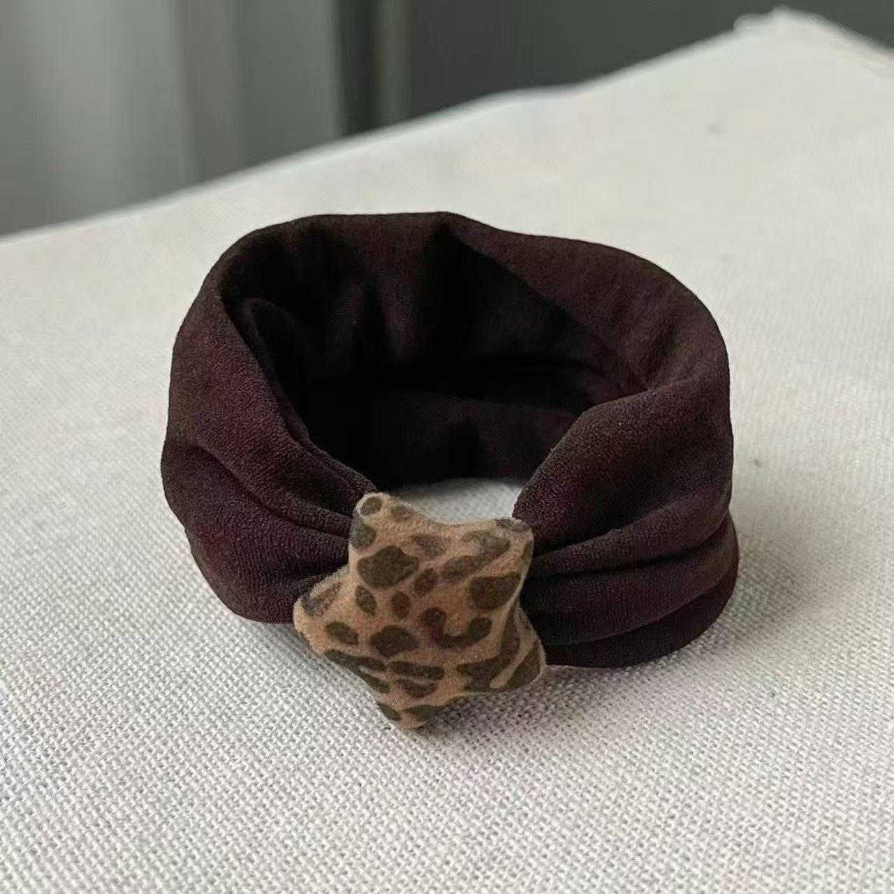 10 Pc - Leopard Print Hair Band for Bun Hairstyles opp packing (1 Pc Price - 8)