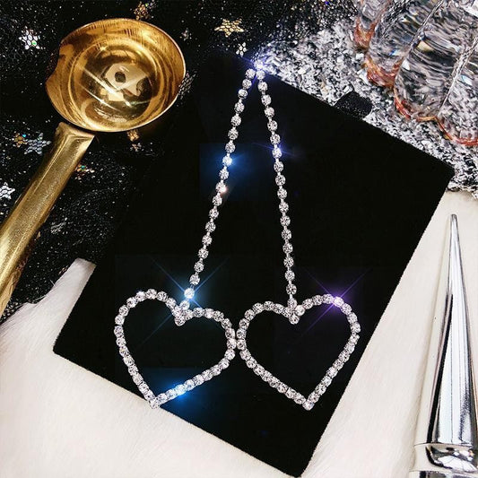 6 Set - Long shiny heart-shaped pendant earring (Unit price 42)