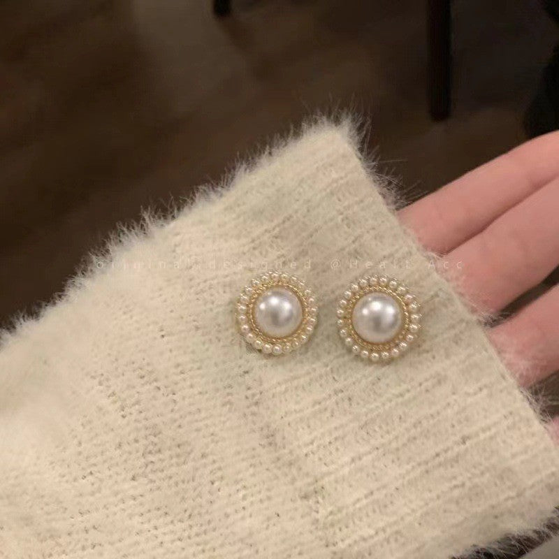 6 Pairs - Sweet and Fragrant Style Pearl Earrings (1 Pair Price - 26)