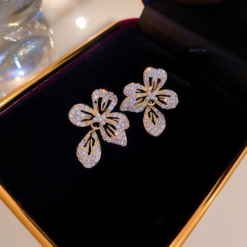 6 Pairs - Elegant Popular Korean Earrings (1 Pair Price - 34)
