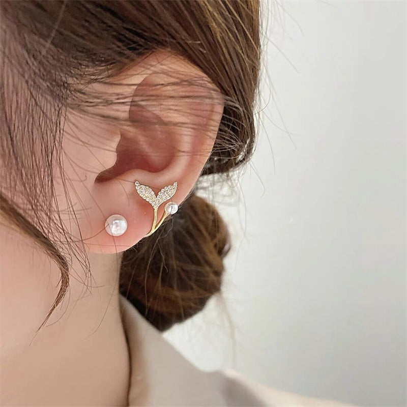 6 Set - Back Hanging fishtail diamond earrings (Unit price 22)