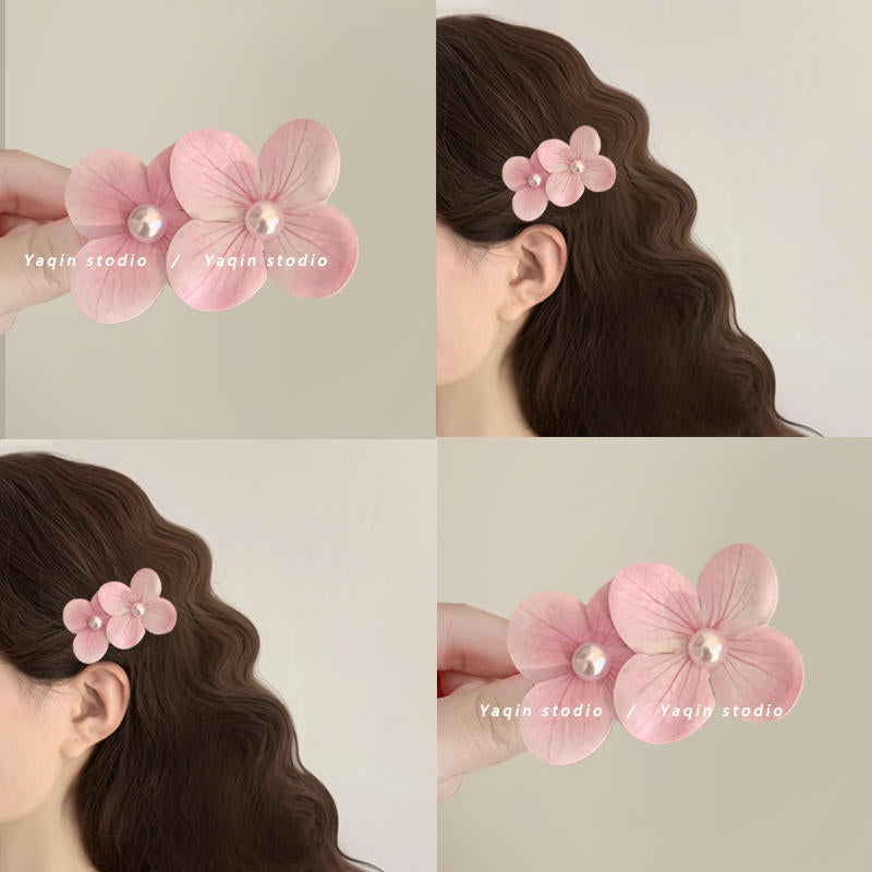 6 Pc - Mint Mambo Phalaenopsis Flower Duckbill Clip opp packing (1 Pc Price - 13)
