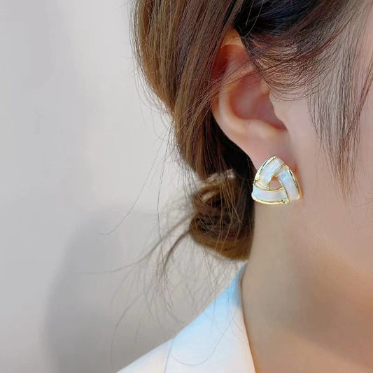 6 Set - Triangle staggered earrings  (1 Set price - 19)