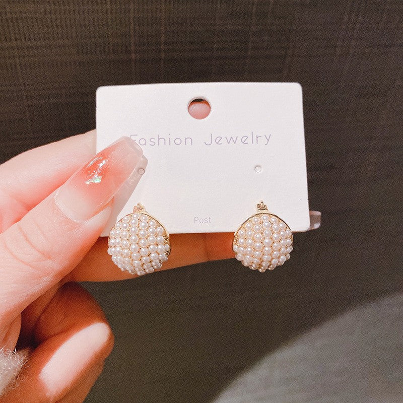 6 Pairs - Small Pearl Stud Earrings (1 Pair Price - 41)