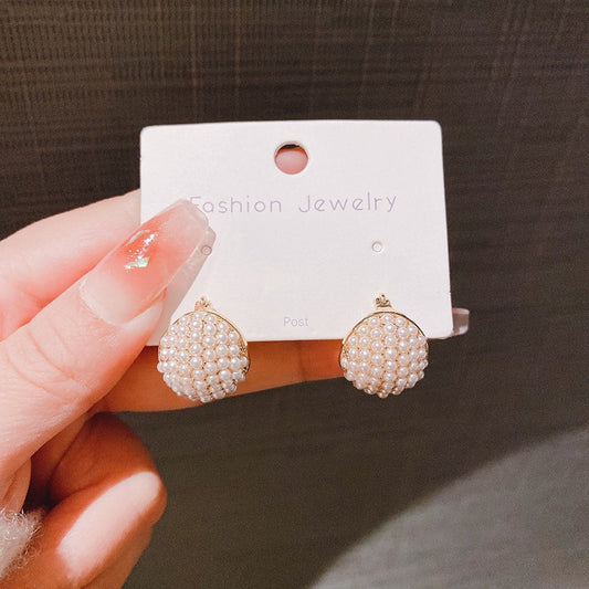 6 Pairs - Small Pearl Stud Earrings (1 Pair Price - 41)