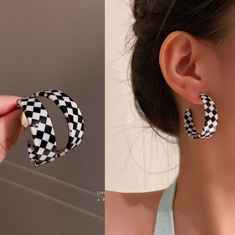 6 Pc - Chessboard Earrings (Unit Price - 42)