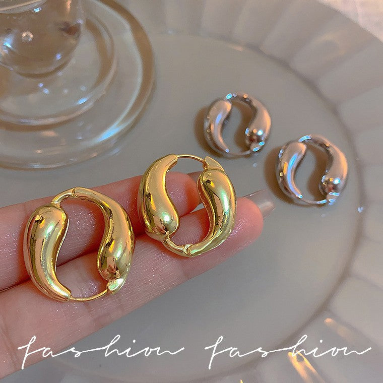 6 Set - Hot style earrings - Golden (Unit price 35)