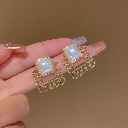 6 Set - Square earrings (Unit price 22)