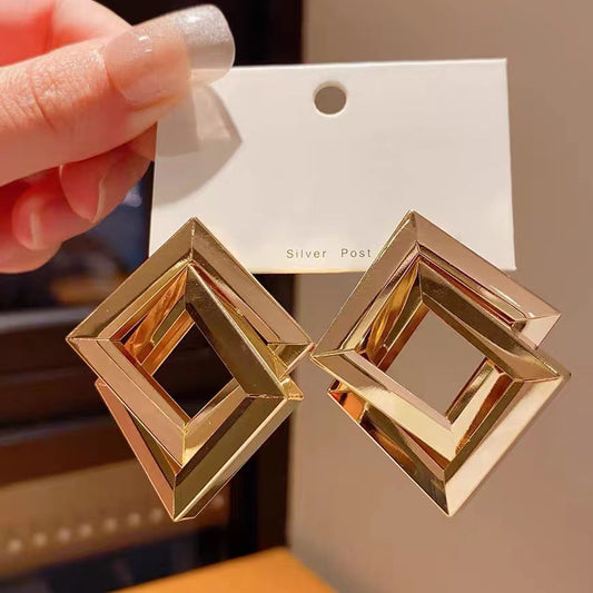 6 Set - Double-layer square earrings (Unit price 42)
