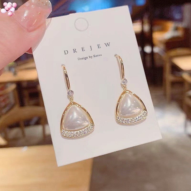 6 Set - Super fairy pearl earring (Unit price 37)