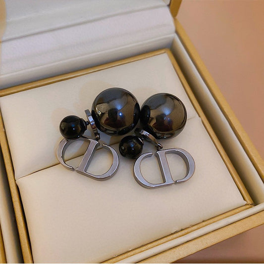 6 Set - Hot Selling Pearl Earrings (Mix color) (Unit price 26)