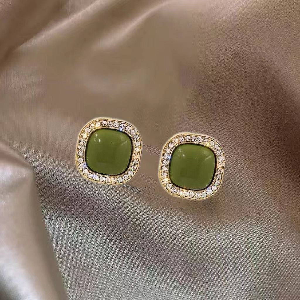 6 Set - Diamond earrings (Mix Color) (Unit price 28)