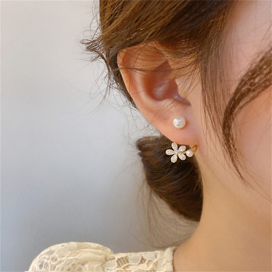 6 pc - Pearl flower earrings (Unit Price - 23)