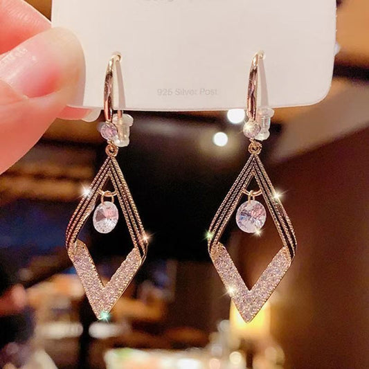 6 Set - Korean diamond crystal earrings (Unit price 44)