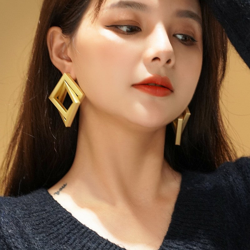 6 Set - Double-layer square earrings (Unit price 42)