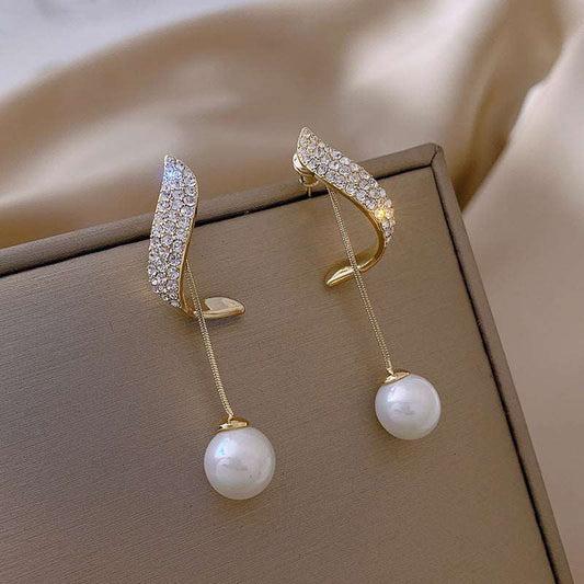 6 Pc - Star Retro Needle Pearl Earrings (Unit Price - 50)